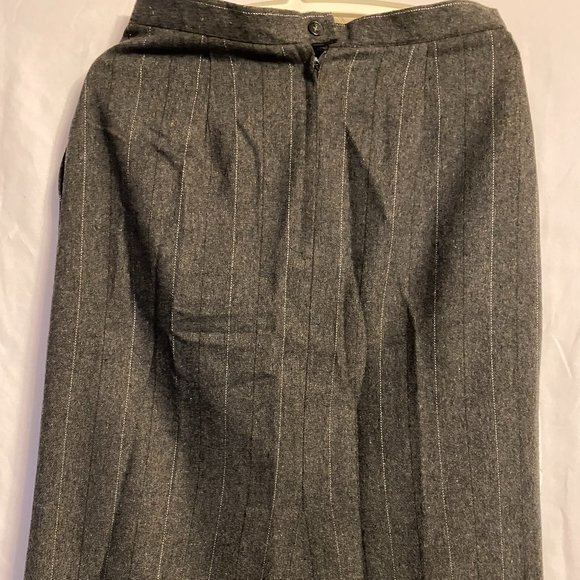Vintage Ashley Brooke Women's Career Suit & Skirt Gray Pinstripes Button Down 12 - Picture 8 of 15
